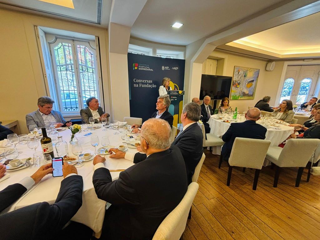 Conversas na Fundação, Elisa Ferreira